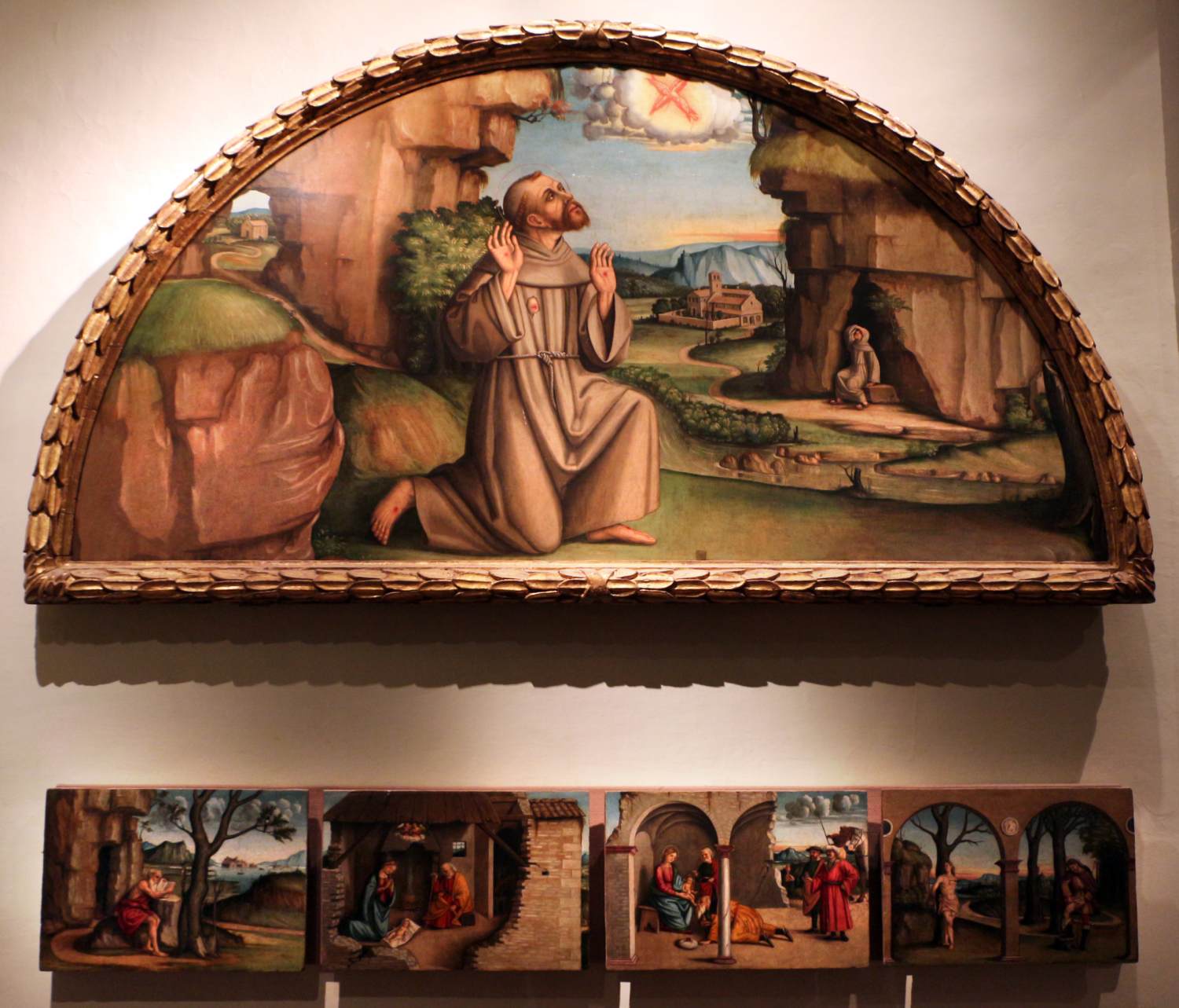 Lunette et prédelle