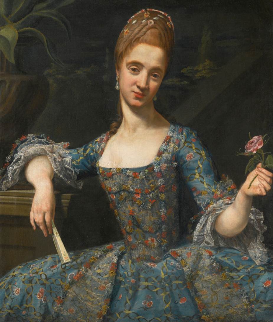 Portrait d'une dame en robe bleue richement brodée