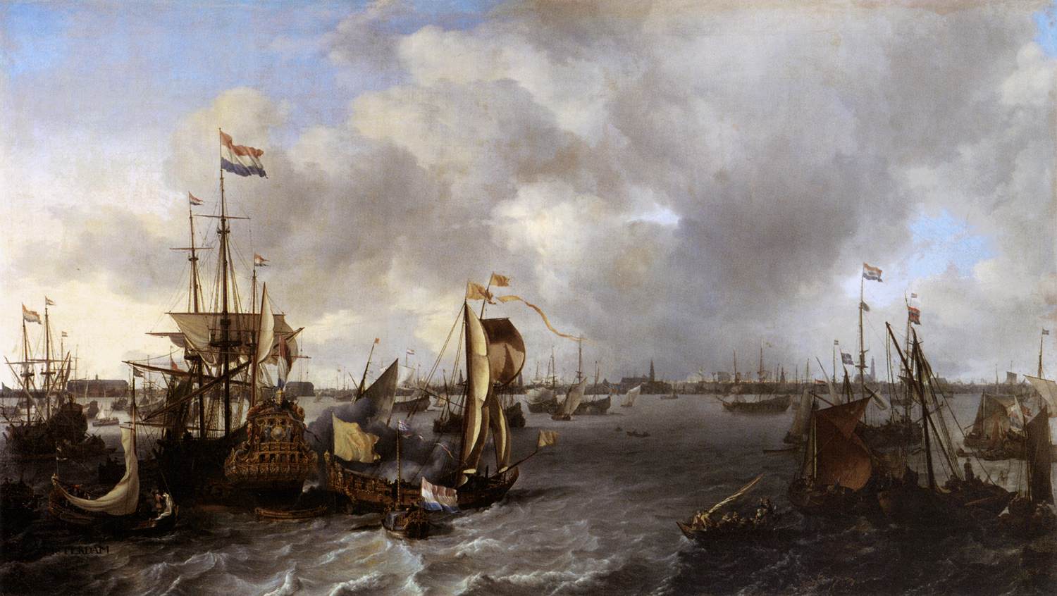Vue d'Amsterdam avec des navires sur l'IJ