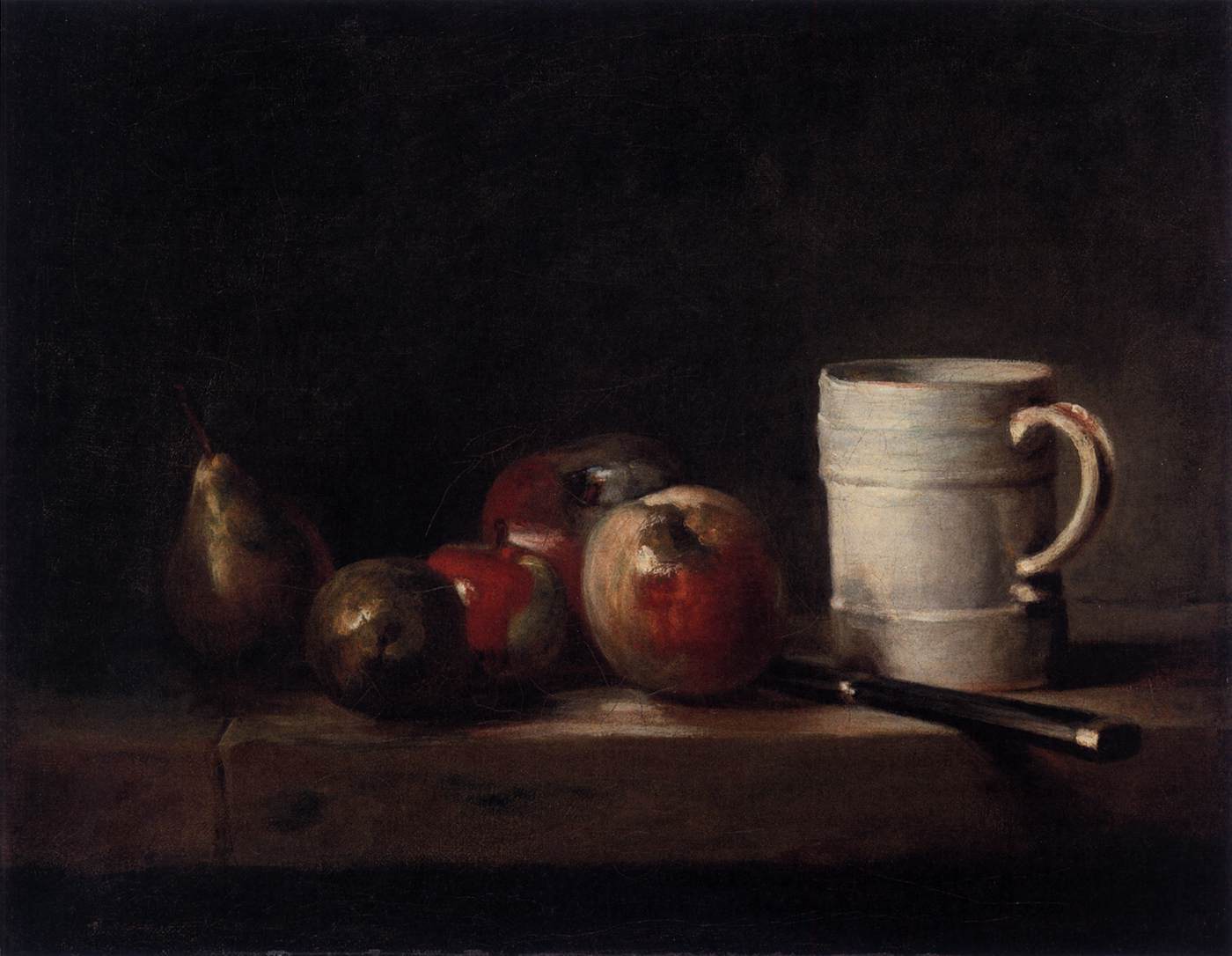 Nature morte avec une tasse blanche
