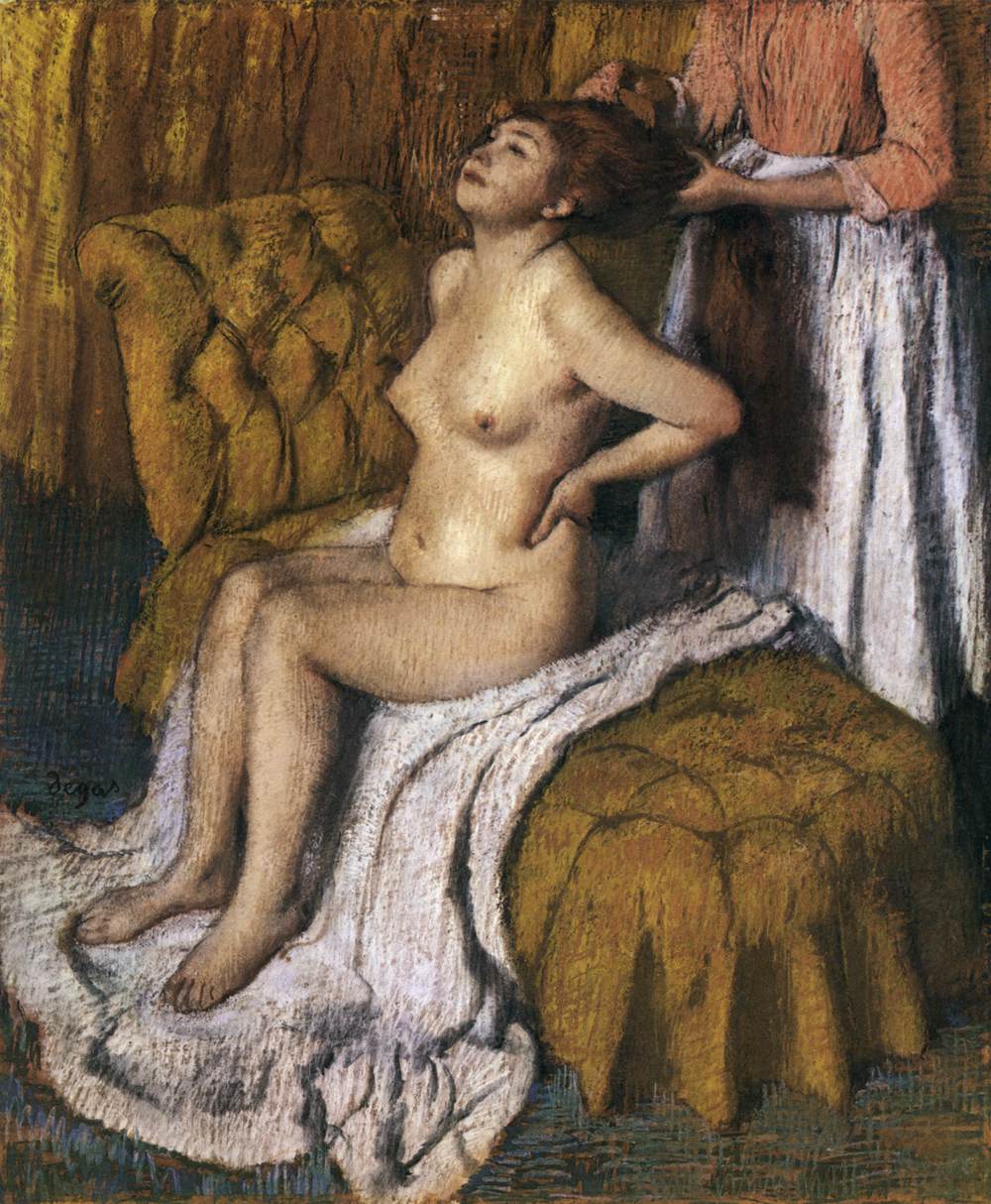 Femme se faisant peigner