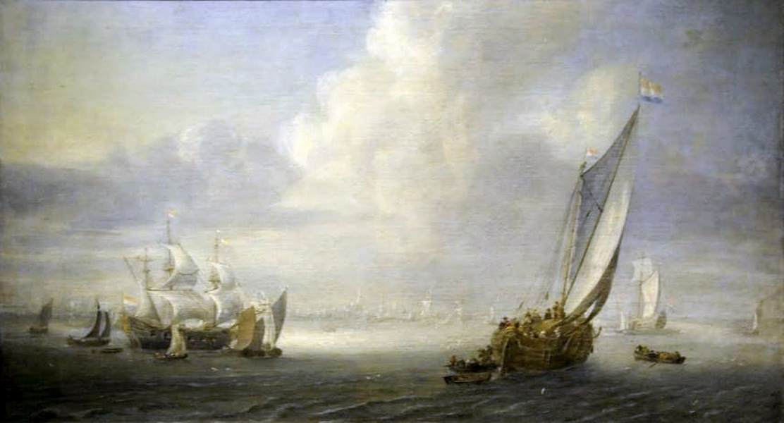 Marine avec vue d'une plage animée par des personnages